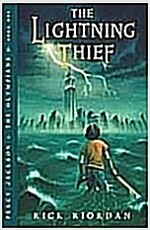 The Lightning Thief ( Percy Jackson & the Olympians #01 ) *